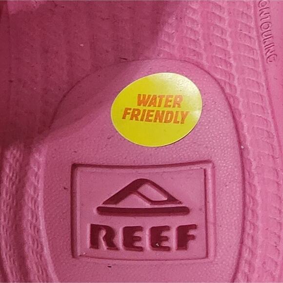 Reef super comfy pink water friendly flip flops sandals water shoes size 9 new!! - Picture 4 of 6